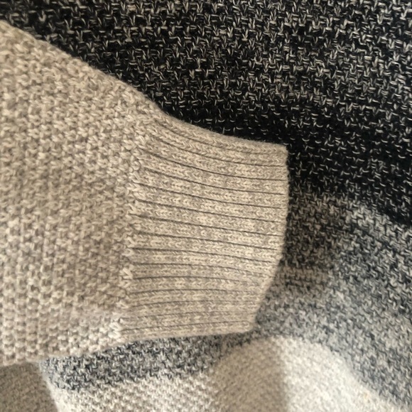 Men’s Gray and Black Striped Shawl Collar Cotton Sweater XL - Picture 5 of 10